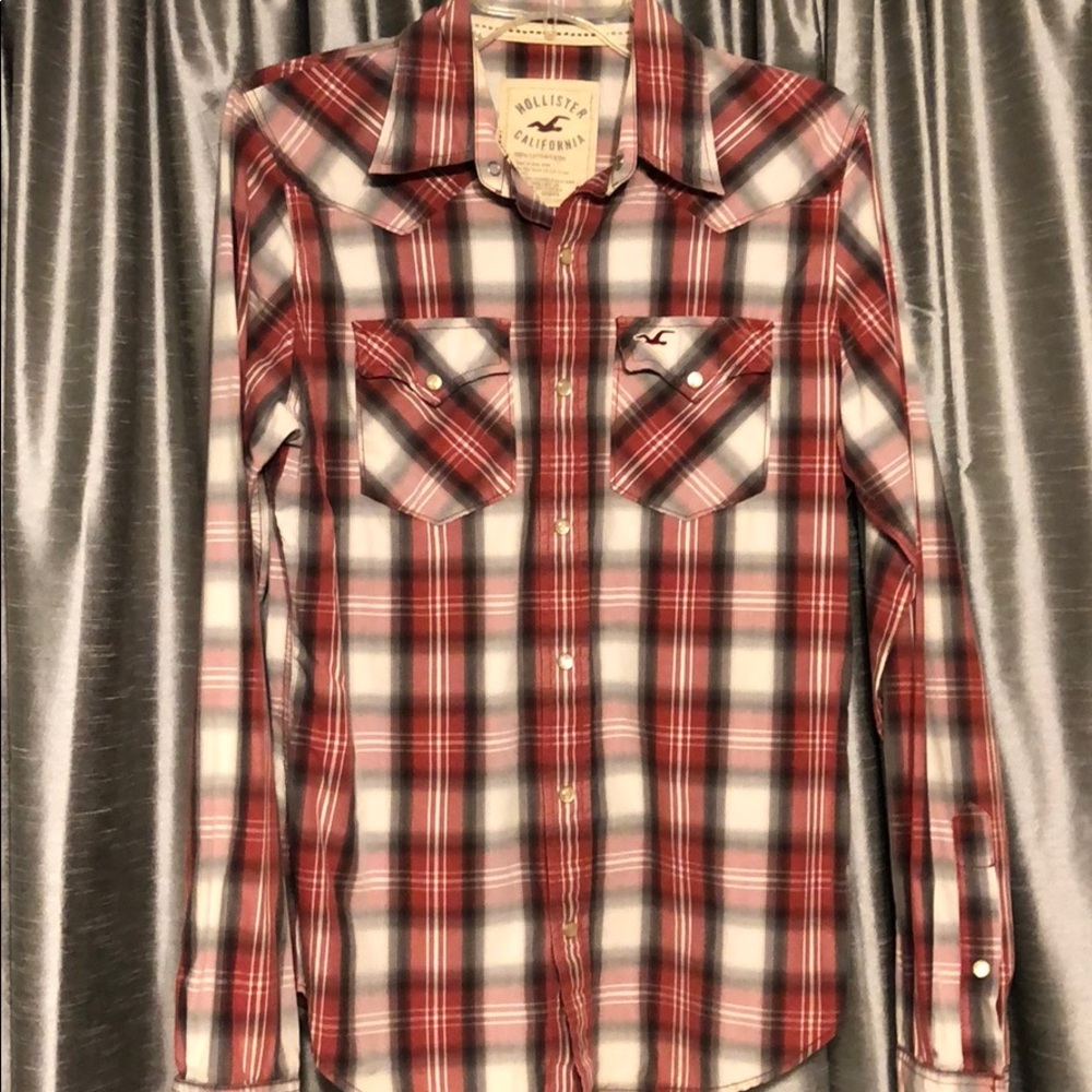 Men’s Hollister Button up